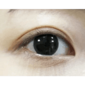Olens Indie Black — single-eye close-up showing the contact lens appearance