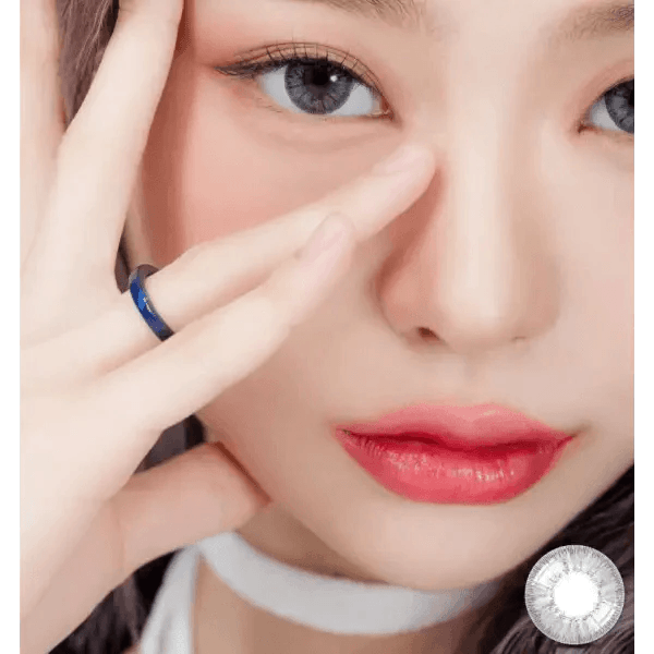 LensRang Intense Gray — model portrait showing the contact lens look
