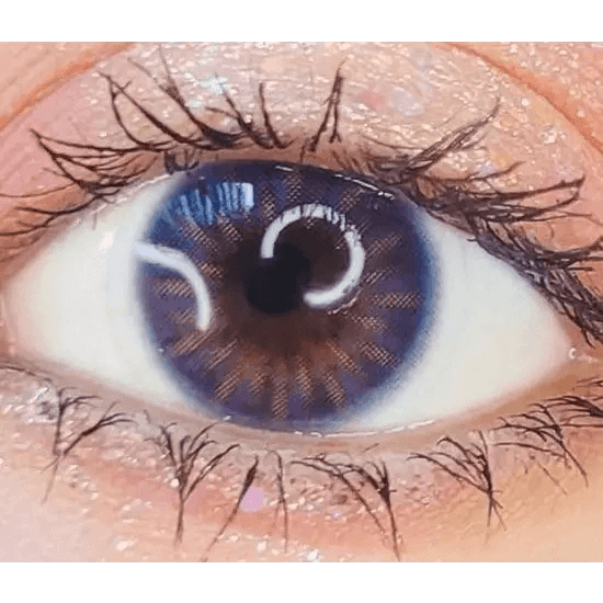 LensRang iWWi Ailleen Blue — single-eye close-up showing the contact lens appearance