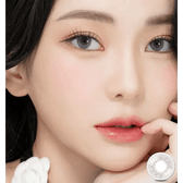 LensRang iWWi Ailleen Gray — model portrait showing the contact lens look