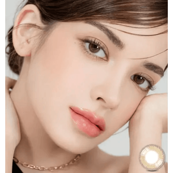 LensRang iWWi Celinay Brown — model portrait showing the contact lens look