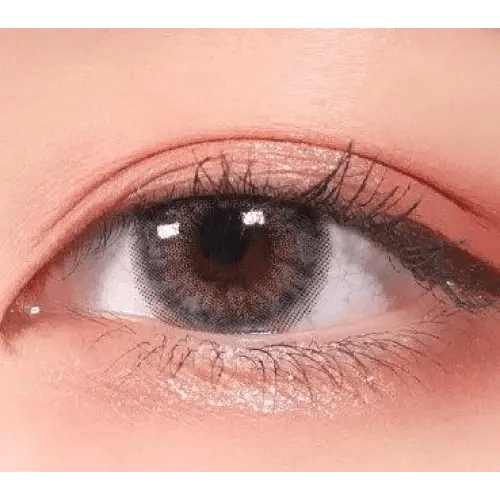 LensRang iWWi Iwwinka Gray — single-eye close-up showing the contact lens appearance