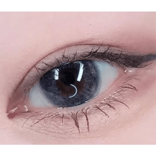 LensRang iWWi Narcissus Blue — single-eye close-up showing the contact lens appearance