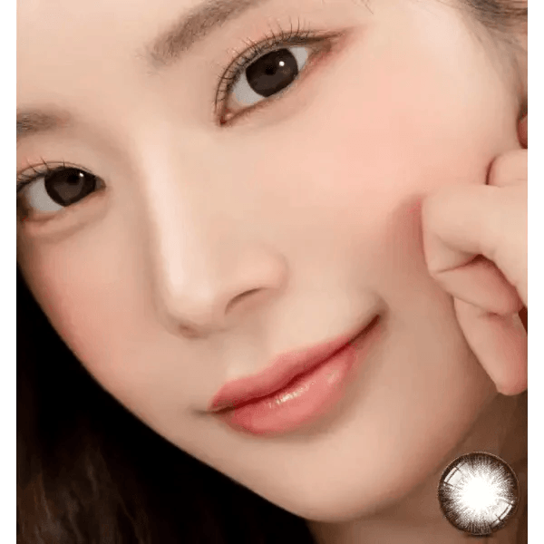 LensRang Iwwiny Choco — model portrait showing the contact lens look