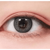 LensRang Iwwitch Blue — single-eye close-up showing the contact lens appearance
