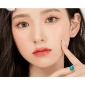 LensRang Iwwitch Brown — model portrait showing the contact lens look