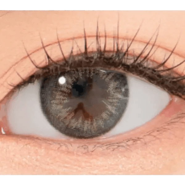 LensRang Iwwitch Gray — single-eye close-up showing the contact lens appearance