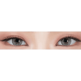 LensRang Iwwitch Up Gray — both eyes wearing the contact lenses