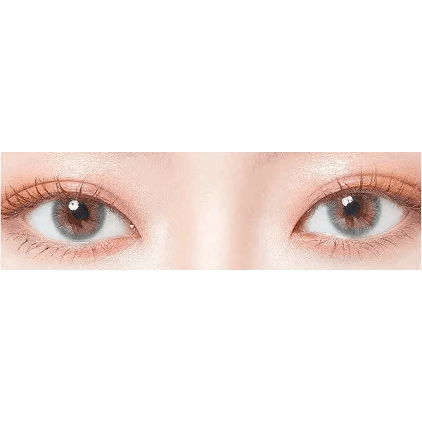 LensTown Kiralet Blue — both eyes wearing the contact lenses