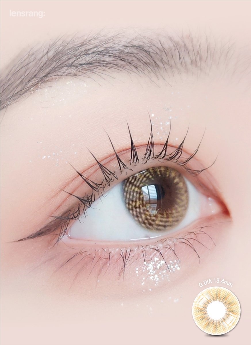 LensRang iWWi Ailleen Brown — single-eye close-up showing the contact lens appearance
