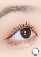LensRang iWWi Iwwing Black — single-eye close-up showing the contact lens appearance
