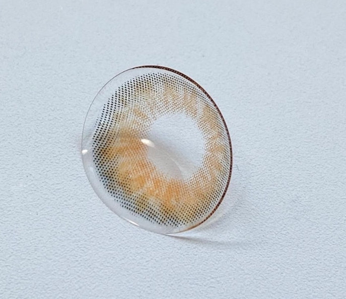 LensRang iWWi Iwwinka Brown colored contact lens, 13.6mm graphic diameter, Monthly wear