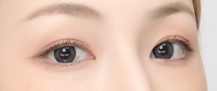 LensTown 247 Bom Gray colored contact lens, 13.4mm graphic diameter, Monthly wear