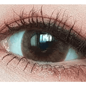 LensTown Thrice S Brown — single-eye close-up showing the contact lens appearance