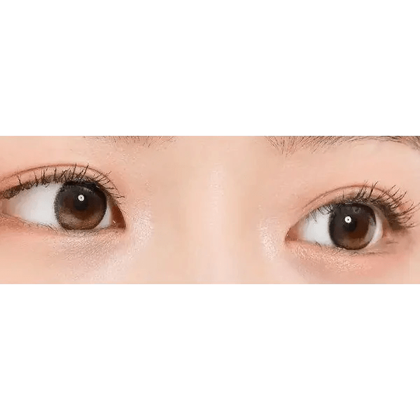 LensTown Tobetter Big Black — both eyes wearing the contact lenses