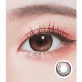 LensTown Tobetter Big Black — single-eye close-up showing the contact lens appearance