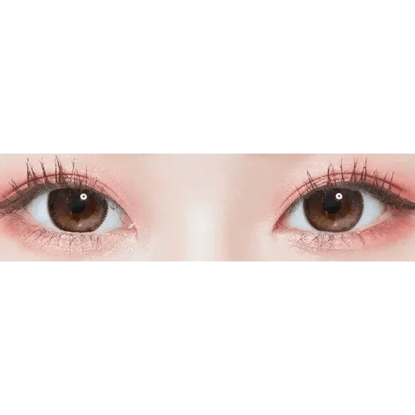 LensTown Tobetter Big Black — both eyes wearing the contact lenses