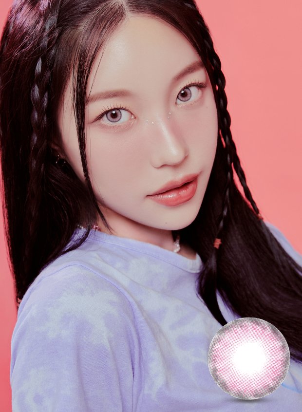 LensVery Blurry Powder Pink colored contact lens, 13.3mm graphic diameter, Monthly wear