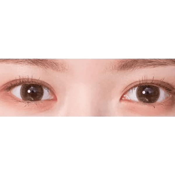LensVery Sydney Brown (10p) — both eyes wearing the contact lenses