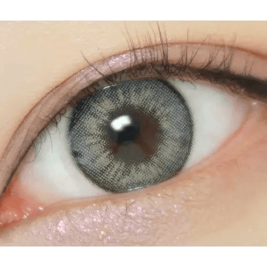 LensVery VeryTok Urban Gray — single-eye close-up showing the contact lens appearance