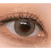 LensVery Wonder Eye Circle Brown — single-eye close-up showing the contact lens appearance