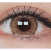 LensVery Wonder Eye Circle Hazel — single-eye close-up showing the contact lens appearance
