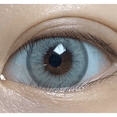 LensVery Wonder Eye Deep Gray — single-eye close-up showing the contact lens appearance