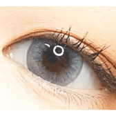 LensVery Wonder Eye Light Gray — single-eye close-up showing the contact lens appearance
