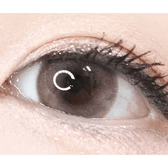 LensTown Lighly Mellow Pink (20p) — single-eye close-up showing the contact lens appearance