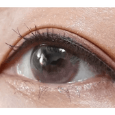LensTown Lighly Mellow Pink (20p) — single-eye close-up showing the contact lens appearance
