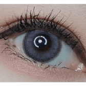 LensTown Lighly Rose Berry (30p) — single-eye close-up showing the contact lens appearance