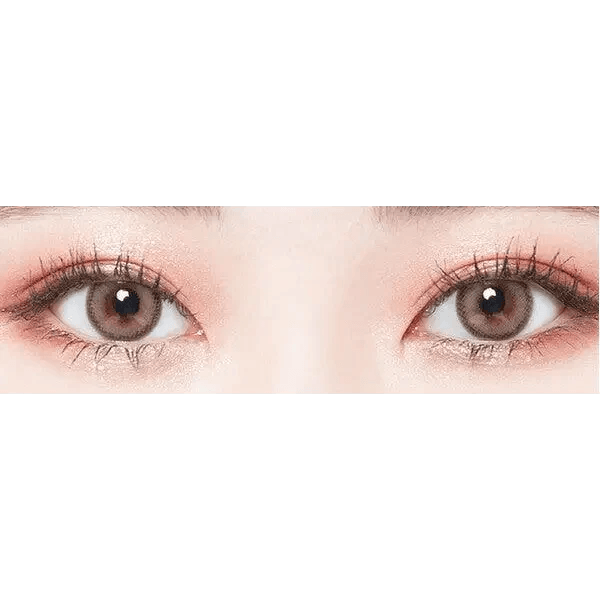 LensTown Lighly Rose Cacao (30p) — both eyes wearing the contact lenses