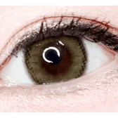LensTown Lighly Rose Khaki (30p) — single-eye close-up showing the contact lens appearance