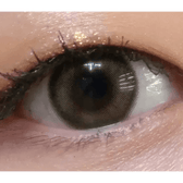 LensTown Lighly Rose Khaki (30p) — single-eye close-up showing the contact lens appearance