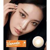LensTown Lighly Vanada Orange Brown (20p) — model portrait showing the contact lens look