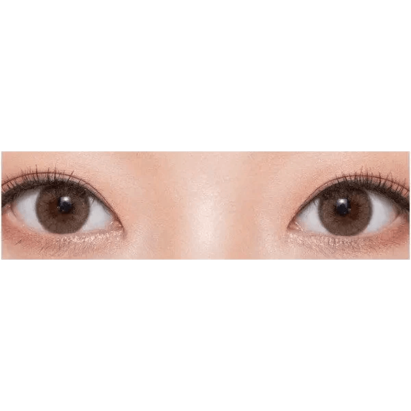 Olens Loving U Brown — both eyes wearing the contact lenses