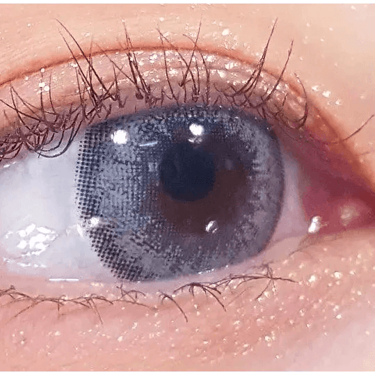 LensRang Mad Eye Gray — single-eye close-up showing the contact lens appearance