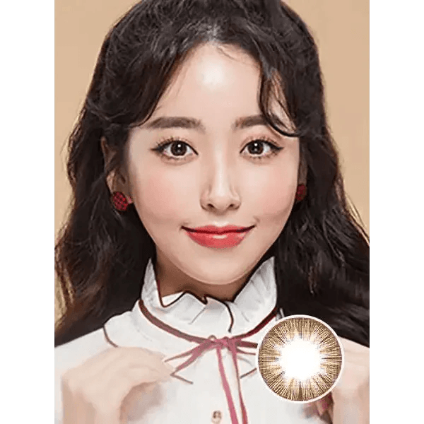 LensTown Mademoiselle Brown — model portrait showing the contact lens look