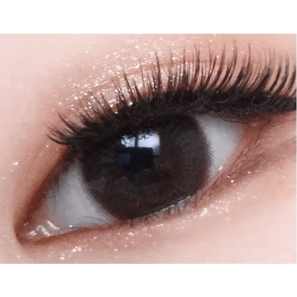 LensTown Marrene Choco — single-eye close-up showing the contact lens appearance