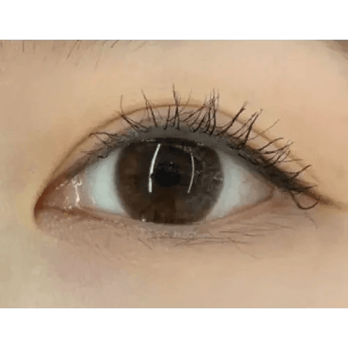 Olens Marry Me Choco — single-eye close-up showing the contact lens appearance