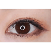 Olens Marry Me Choco — single-eye close-up showing the contact lens appearance