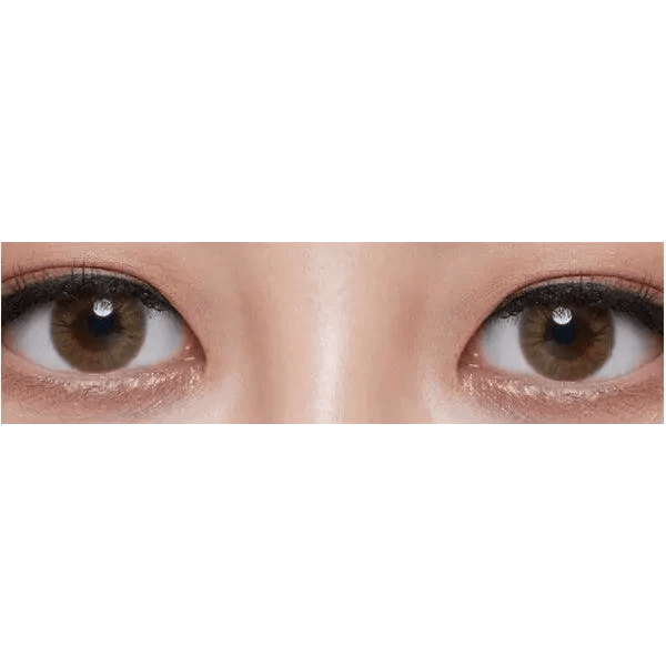 Olens Marry Me Honey Brown — both eyes wearing the contact lenses