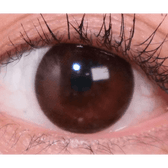 Olens Misty Romantic Choco (20p) — single-eye close-up showing the contact lens appearance