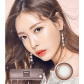 Olens Misty Romantic Choco (20p) — model portrait showing the contact lens look