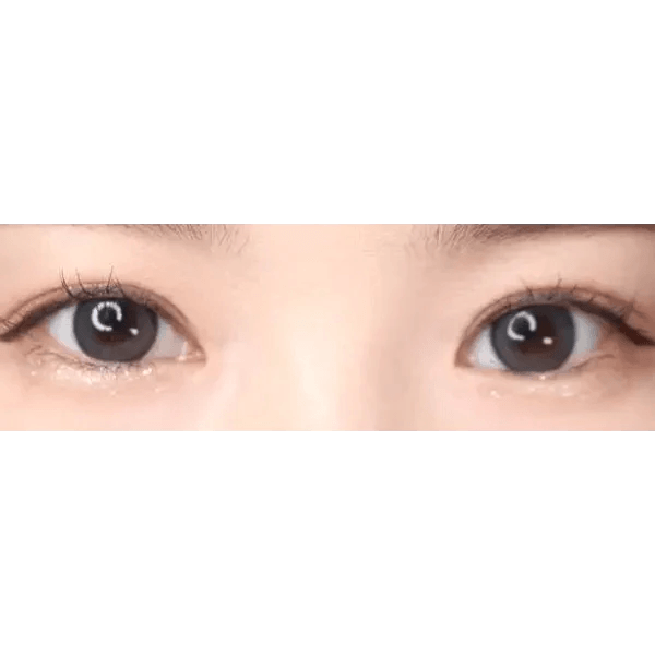 Olens Mood Night 1Day Mood Gray (20p) — both eyes wearing the contact lenses