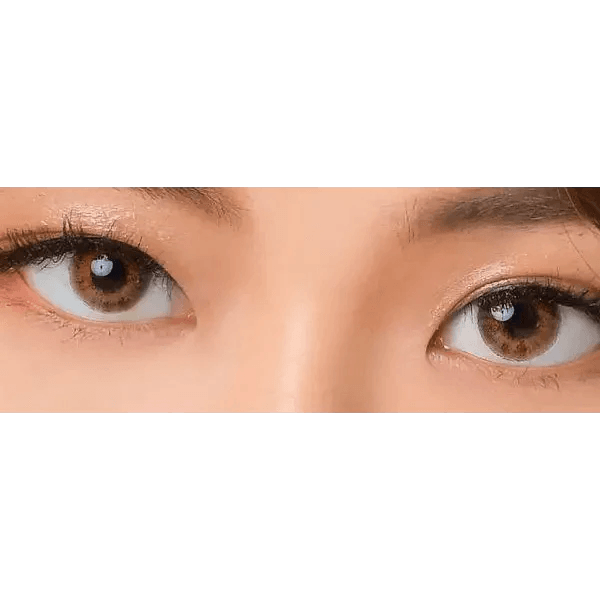LensVery My Ann Something Brown — both eyes wearing the contact lenses