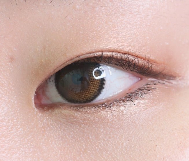 Olens Glowy Black Toric (For astigmatism) colored contact lens, 13.1mm graphic diameter, Monthly wear