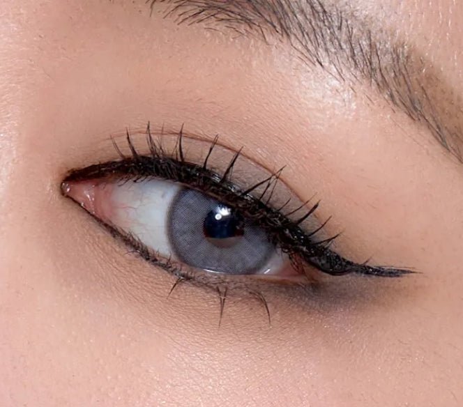 Olens Nella Ash Gray colored contact lens, 13.3mm graphic diameter, Monthly wear