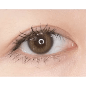 Olens Scandi Olive — single-eye close-up showing the contact lens appearance
