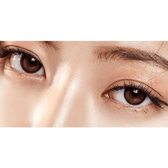 Olens Stay Black — both eyes wearing the contact lenses